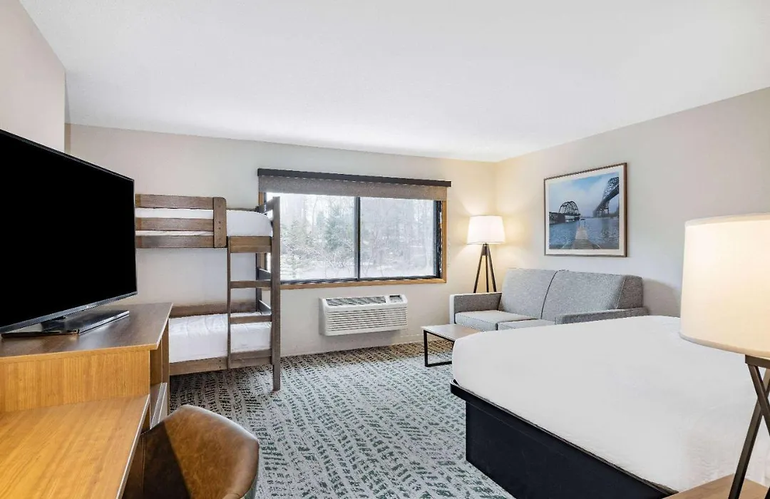 Americinn By Wyndham Duluth South Proctor Black Woods Event Ctr-1