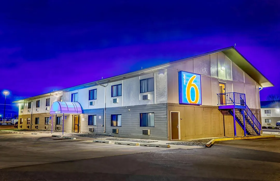 Motel 6-Duluth, Mn-1
