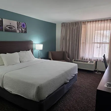 Sleep Inn & Suites Near Spirit Mountain-2