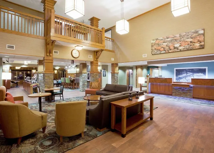 Hampton Inn Duluth-Canal Park