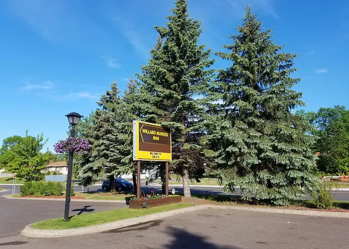 Willard Munger Inn Duluth