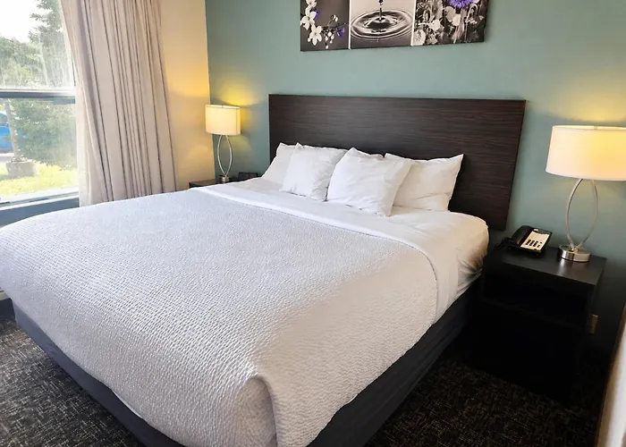 Sleep Inn & Suites Near Spirit Mountain Duluth